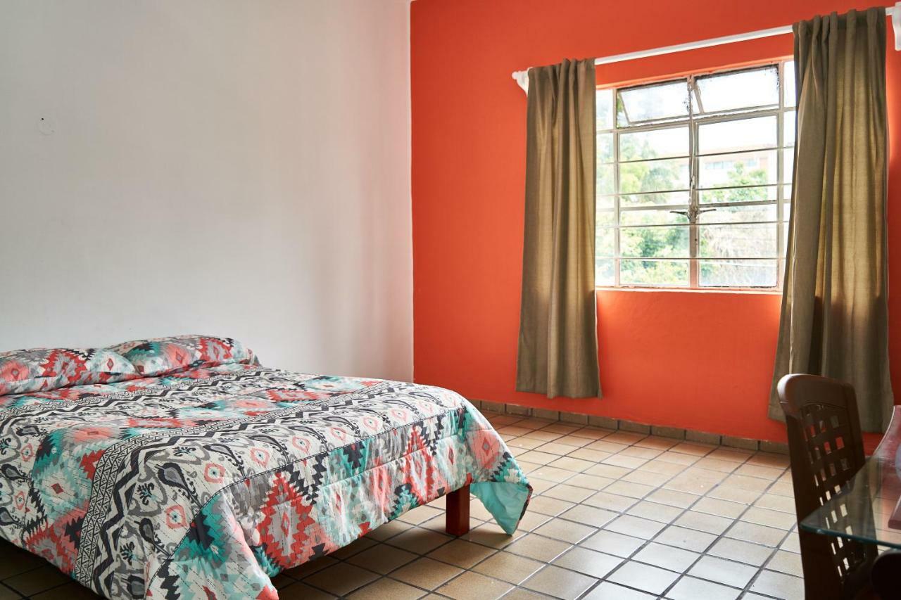 Hostal Americana Guadalajara Luaran gambar