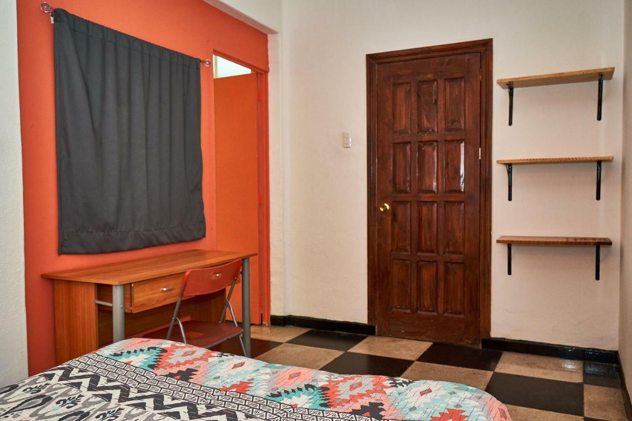 Hostal Americana Guadalajara Luaran gambar