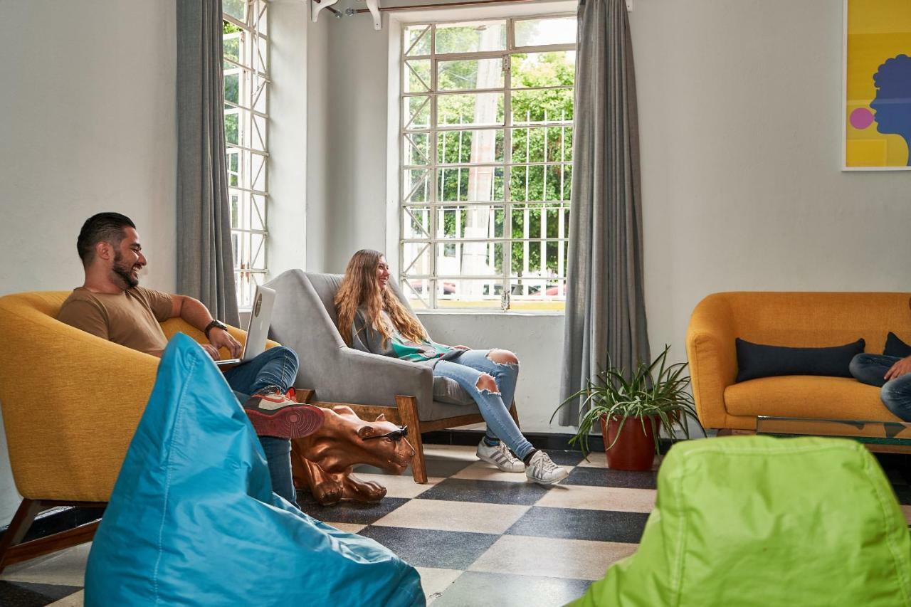 Hostal Americana Guadalajara Luaran gambar
