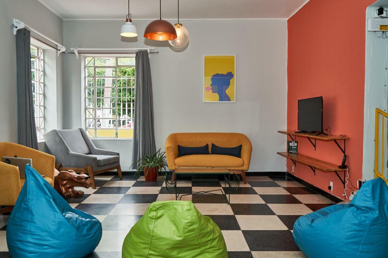 Hostal Americana Guadalajara Luaran gambar